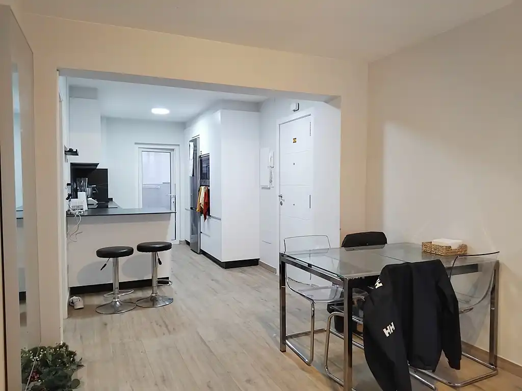 Cocina de Piso en venta en A Coruña Capital  con Calefacción, Terraza y Amueblado