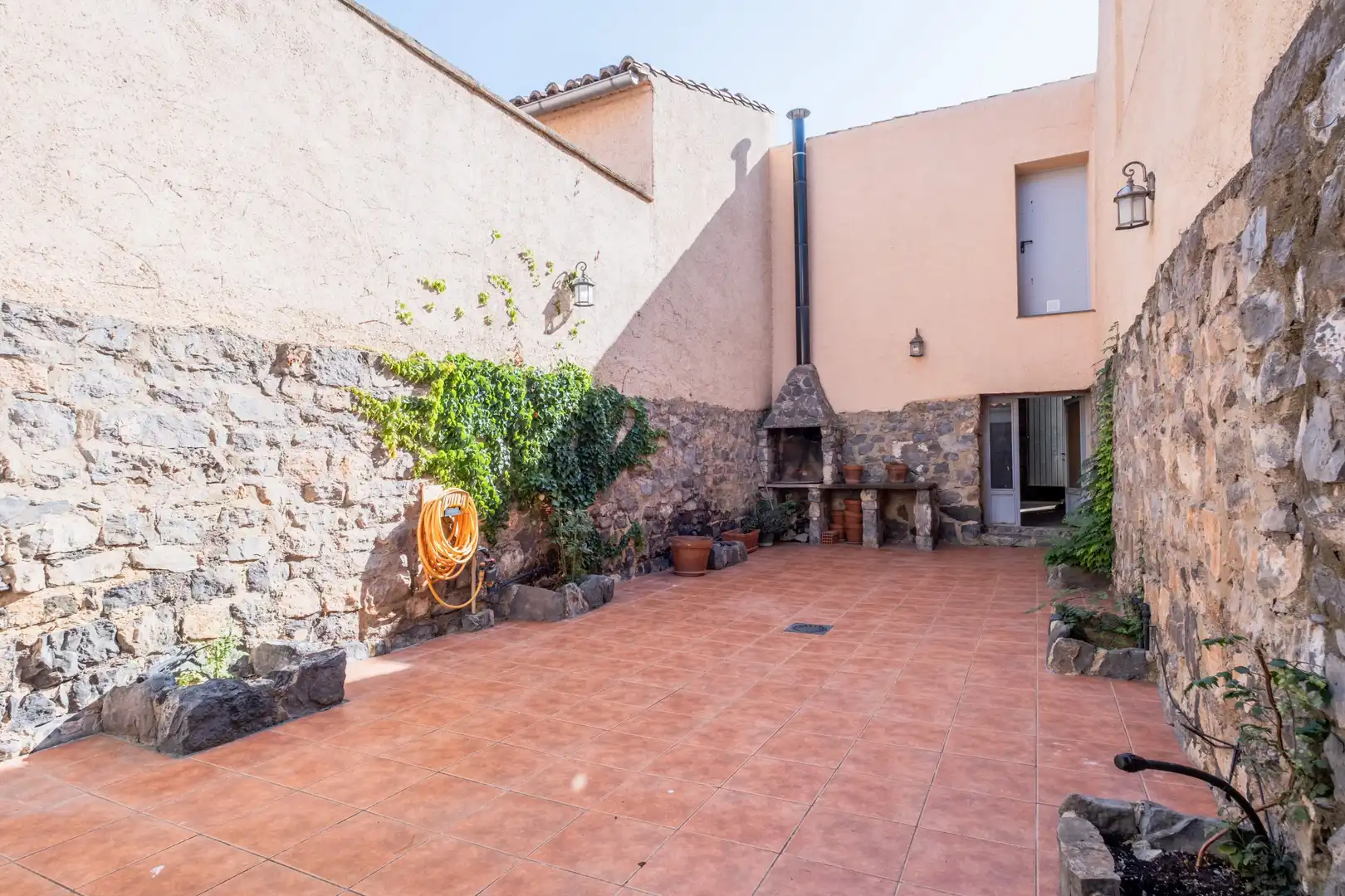 Terrace of Houses for sale in Calatorao  with Air Conditioner, Terrace and Balcony