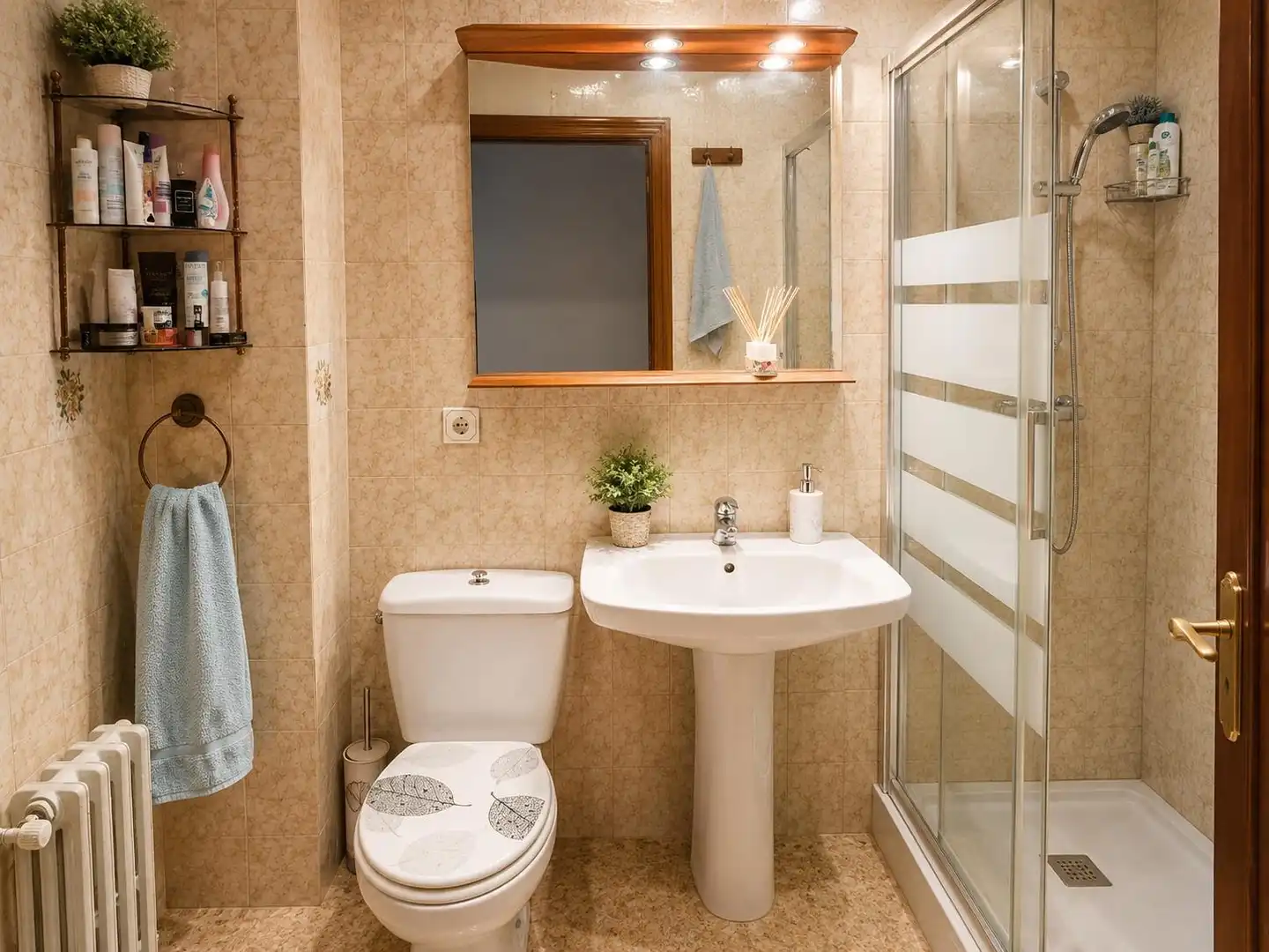 Baño de Piso en venta en Valladolid con Calefacción, Amueblado y Balcón