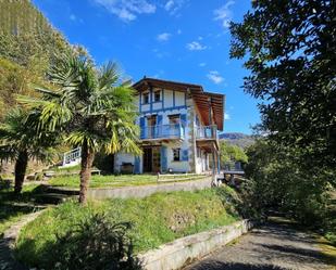 Vista exterior de Casa o xalet en venda en Etxalar amb Calefacció i Terrassa