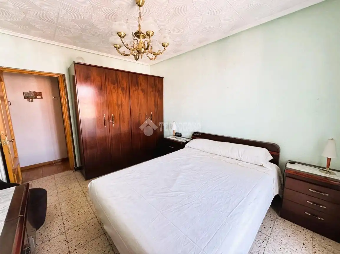 Habitación de Piso en venta en Zaragoza con Calefacción y Parquet