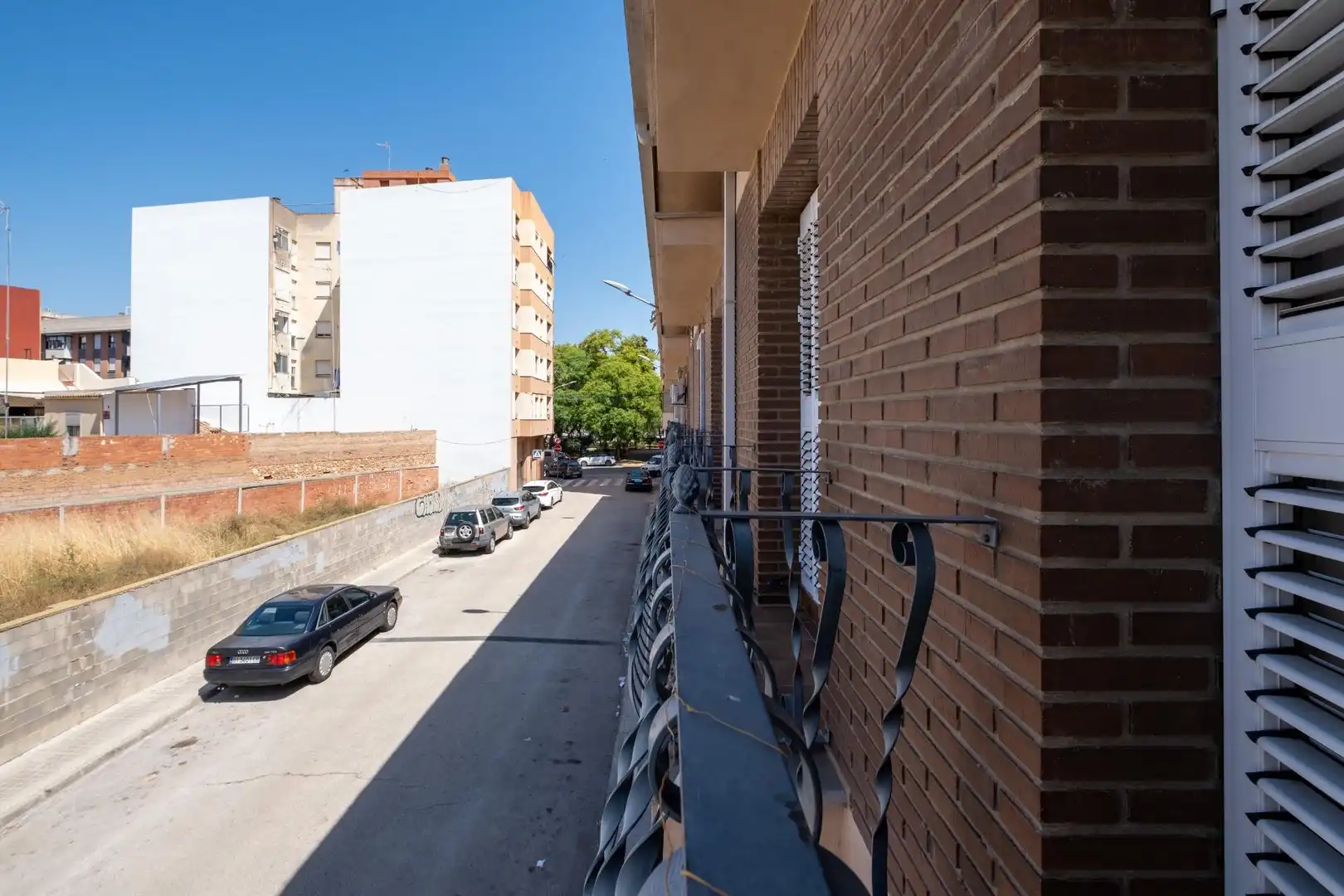 Außenansicht von Dachboden zur Miete in Moncada mit Privatgarten, Terrasse und Balkon