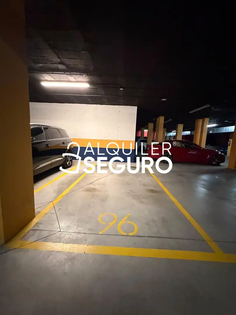 Parking de Piso de alquiler en Rivas-Vaciamadrid con Aire acondicionado, Calefacción y Trastero