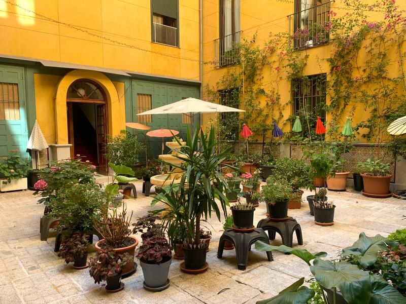 Jardí de Dúplex en venda en  Madrid Capital amb Aire condicionat, Jardí privat i Moblat