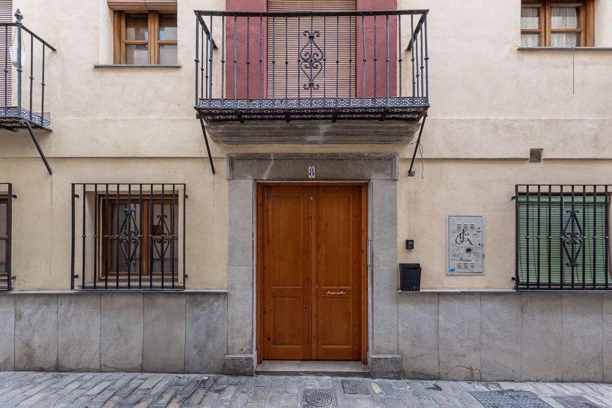 Exterior view of Planta baja for sale in  Granada Capital  with Air Conditioner