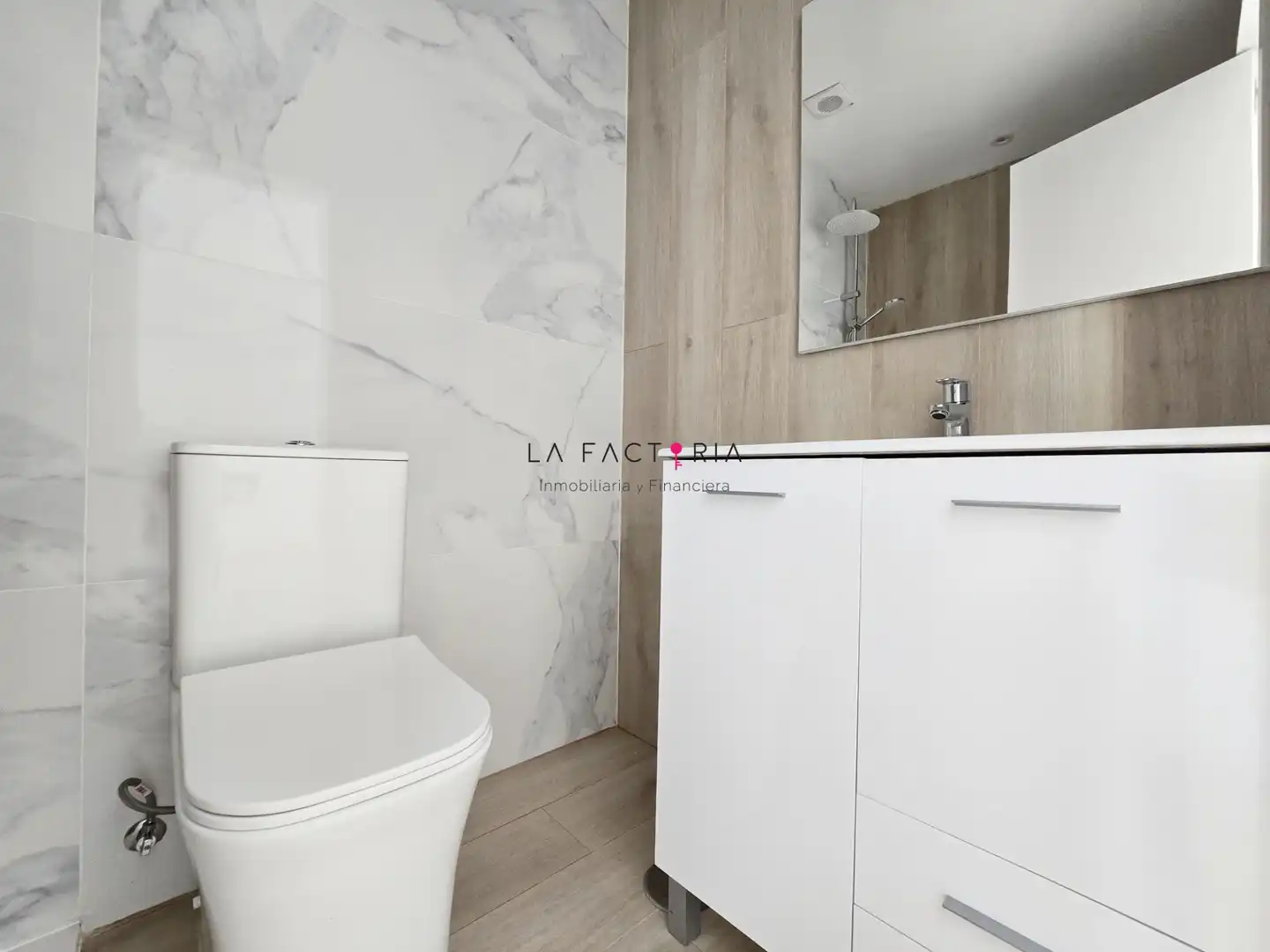 Appartamento con piscina in vendita a Playa de San Juan, imagen 4