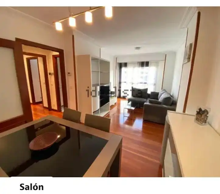 Sala de estar de Piso de alquiler en Castro-Urdiales con Calefacción, Parquet y Amueblado