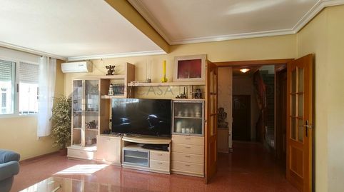 Foto 5 de Casa adosada en venda a Calle Perla la, San Crispín - Huerta Nueva-Estación, Elda