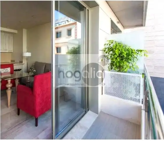 Terrassa de Pis de lloguer en Sevilla amb Aire condicionat, Terrassa i Moblat