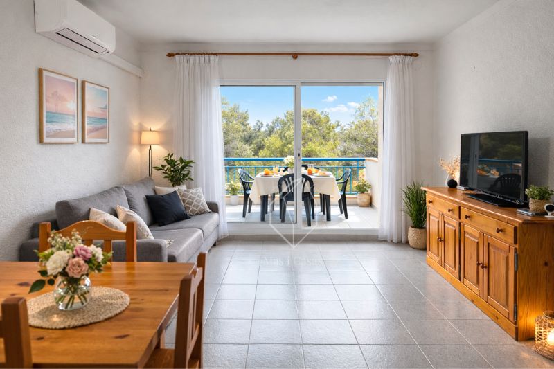 Vista exterior de Apartamento en venta en L'Escala con Aire acondicionado, Calefacción y Terraza