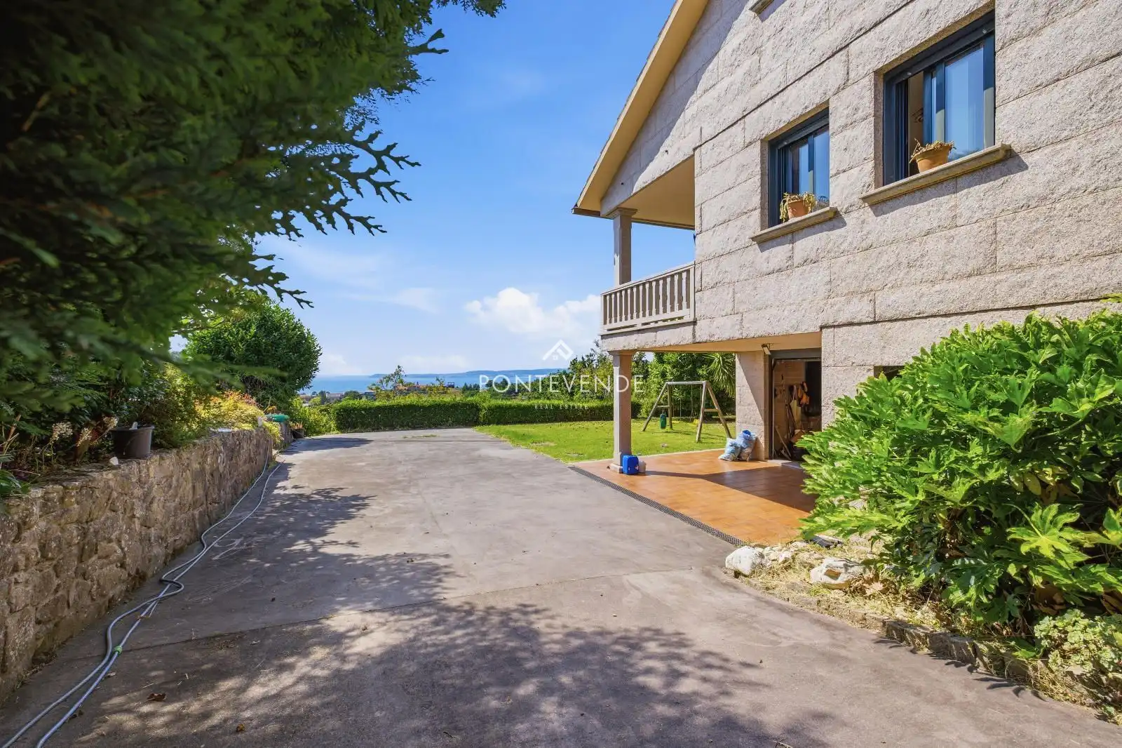 Vista exterior de Casa o chalet en venta en Marín con Calefacción, Terraza y Trastero
