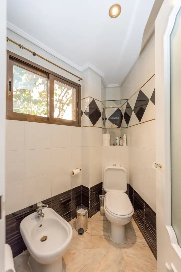 Bathroom of Houses for sale in Petrer  with Air Conditioner, Heating and Private garden
