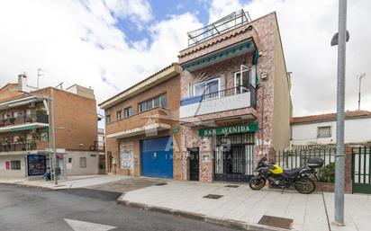 Vista exterior de Casa o xalet en venda en Coslada amb Calefacció