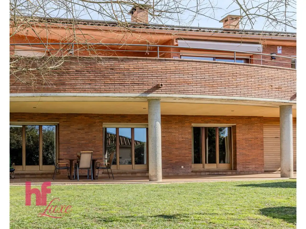 Außenansicht von Haus oder Chalet zum Verkauf in Granollers mit Heizung, Privatgarten und Parkett