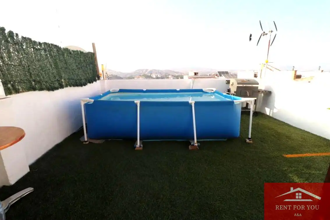 Piscina de Casa o xalet de lloguer en Coín amb Aire condicionat, Terrassa i Moblat