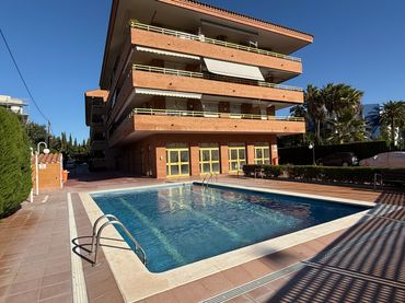 Apartamento con piscina en venta en Avinguda de la Diputació 83