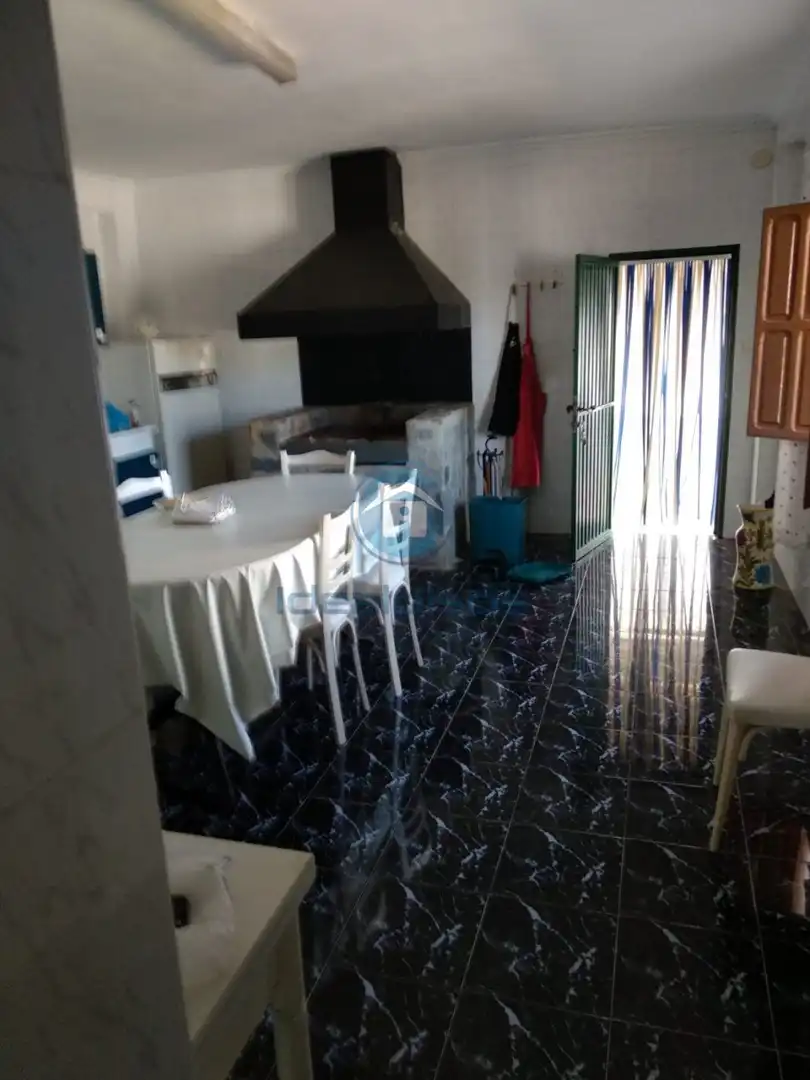 Casa rústica amb jardí en venda a Dolores, imagen 9