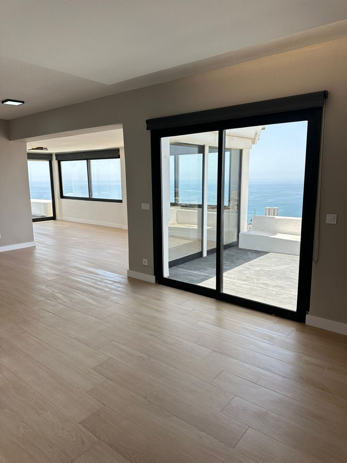 Sala d'estar de Àtic en venda en Mijas amb Calefacció, Terrassa i Piscina comunitària