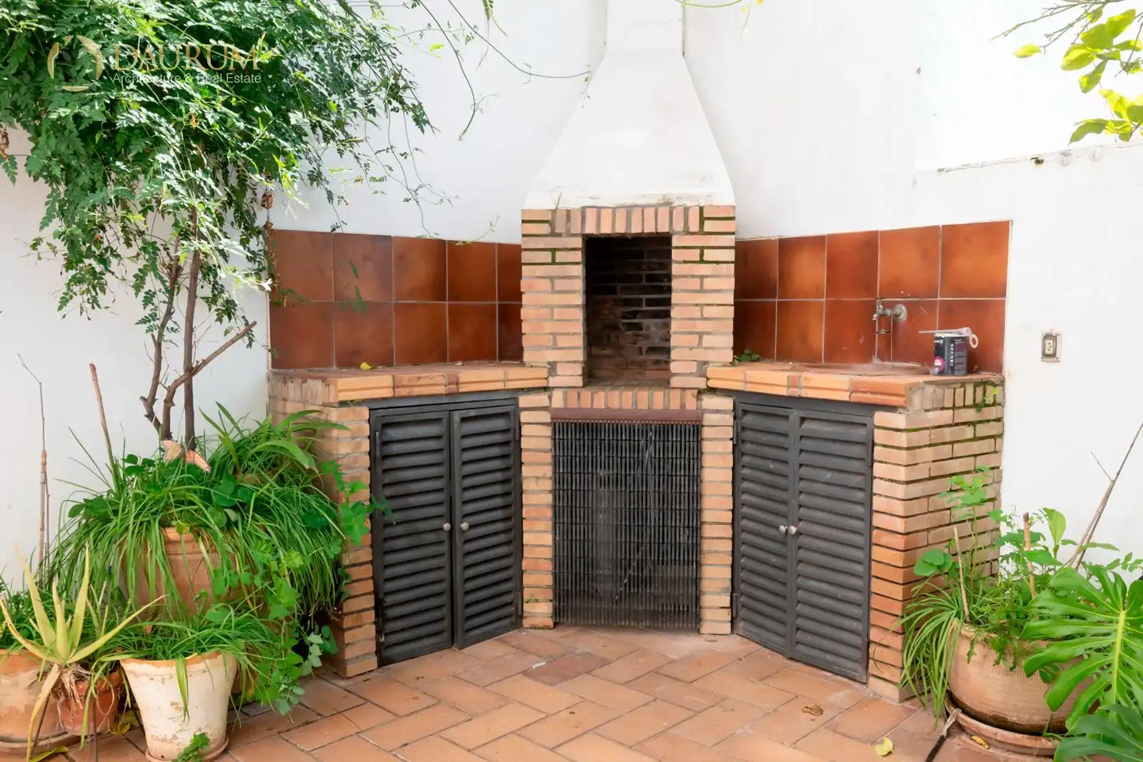 Jardí de Casa o xalet en venda en Alcalá de Guadaira amb Aire condicionat, Calefacció i Terrassa