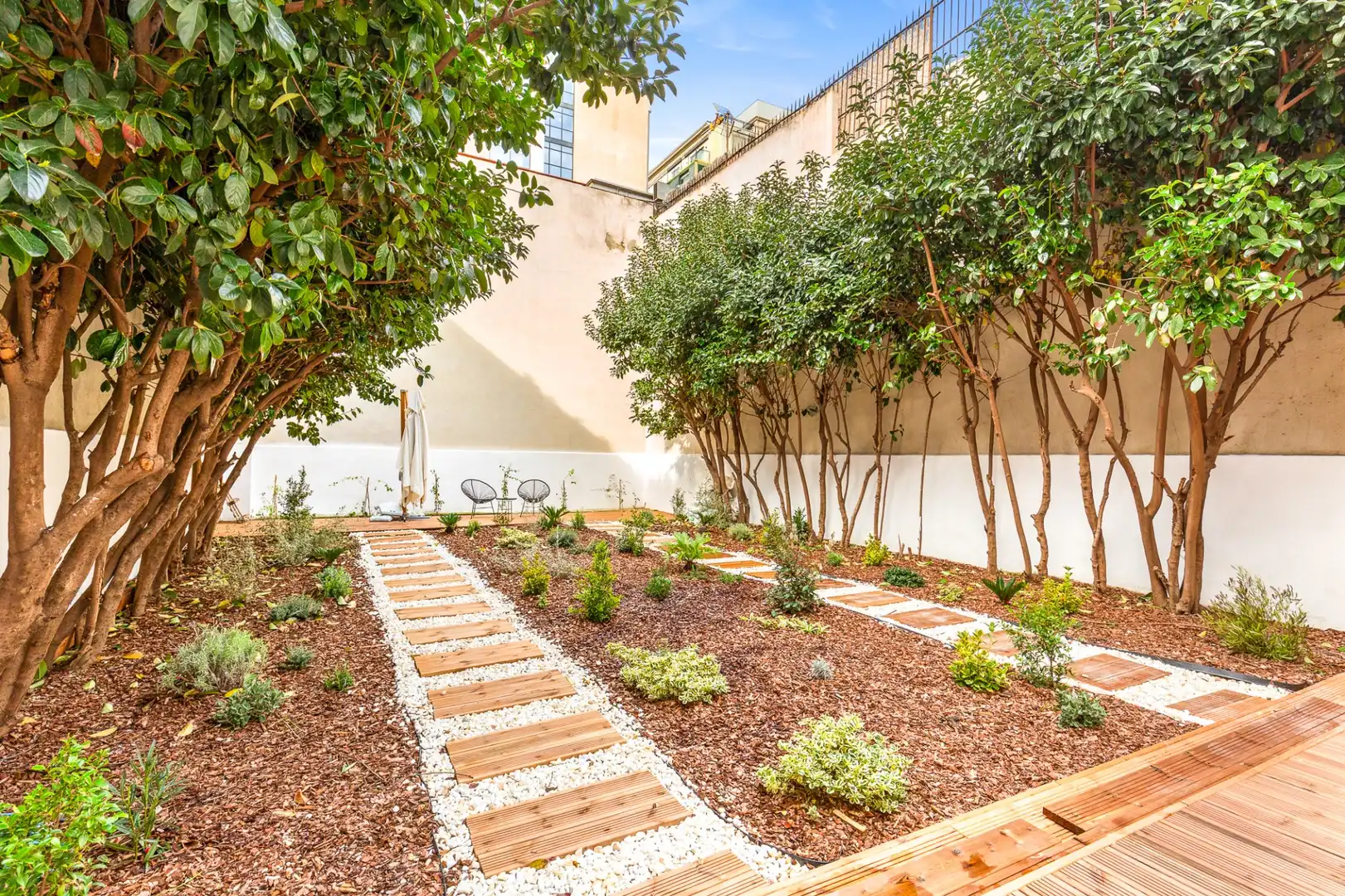 Garten von Erdgeschoss zum Verkauf in Barcelona mit Klimaanlage, Heizung und Terrasse