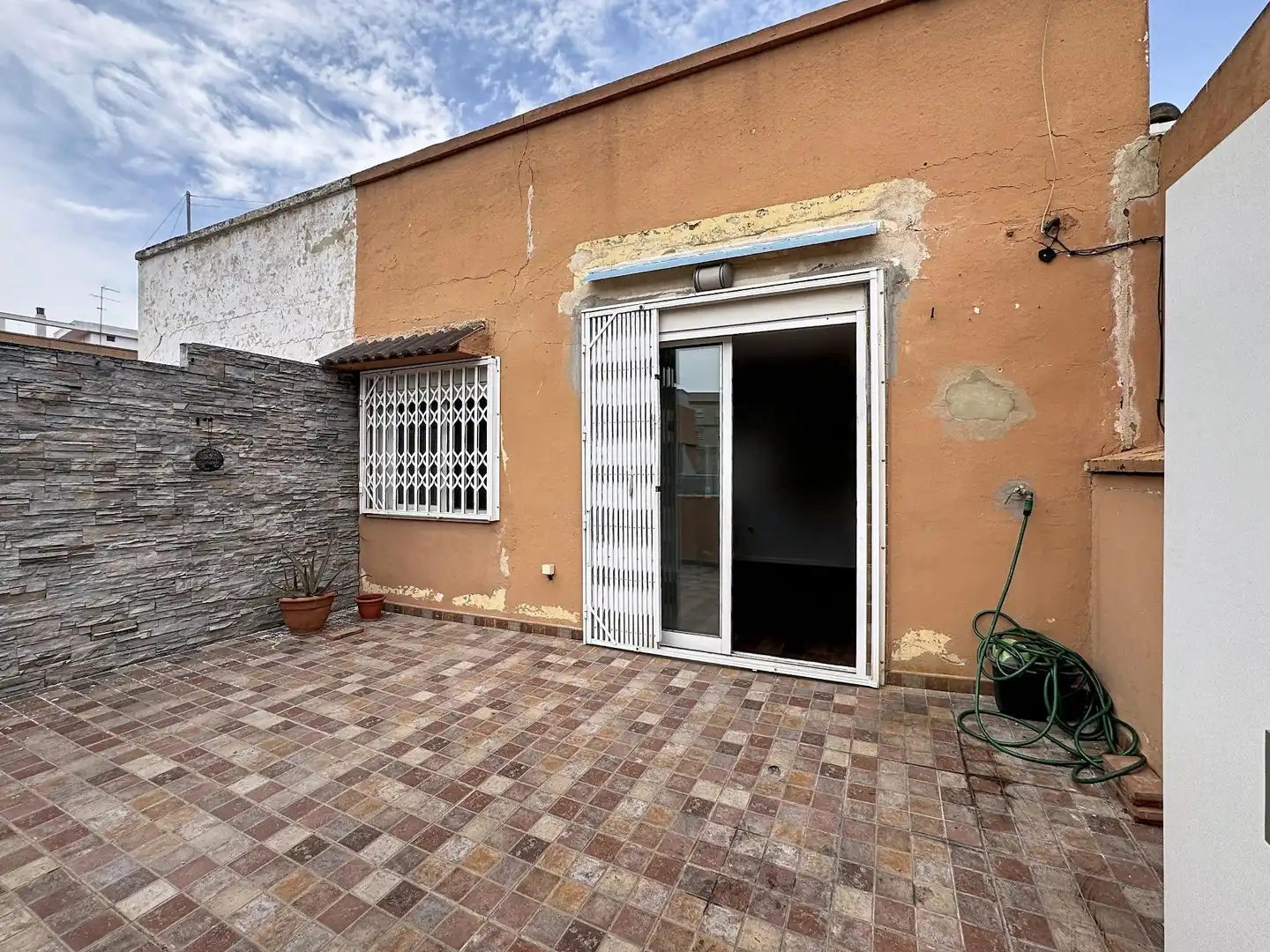 Vista exterior de Ático en venta en Torrent con Terraza