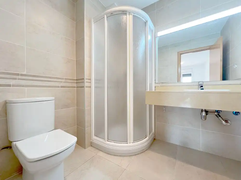 Bathroom of Flat for rent in L'Espluga de Francolí  with Heating, Terrace and Balcony