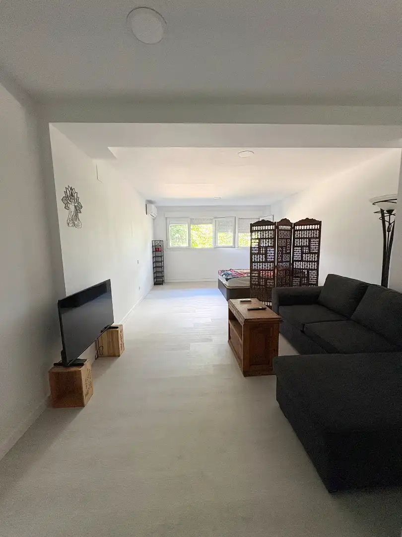 Local comercial de lloguer a Calle Isla de la Toja 14, imagen 8