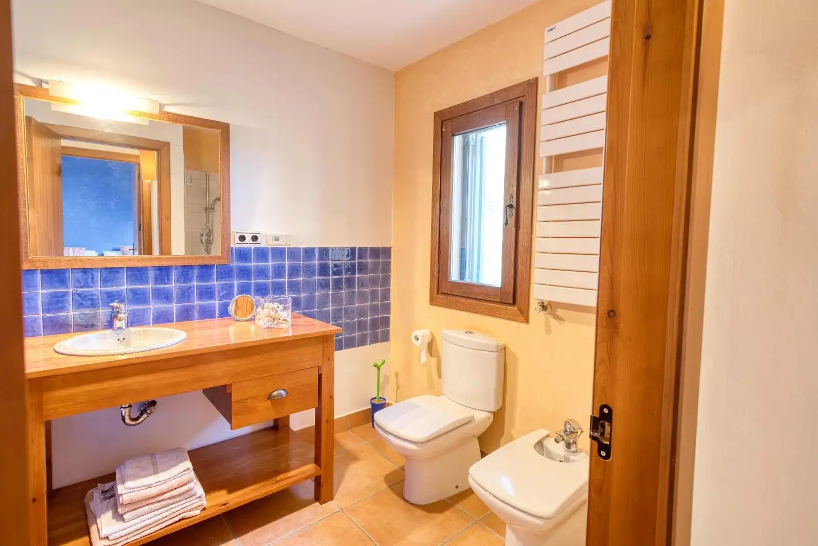 Bathroom of Houses for sale in Castalla  with Heating, Private garden and Terrace