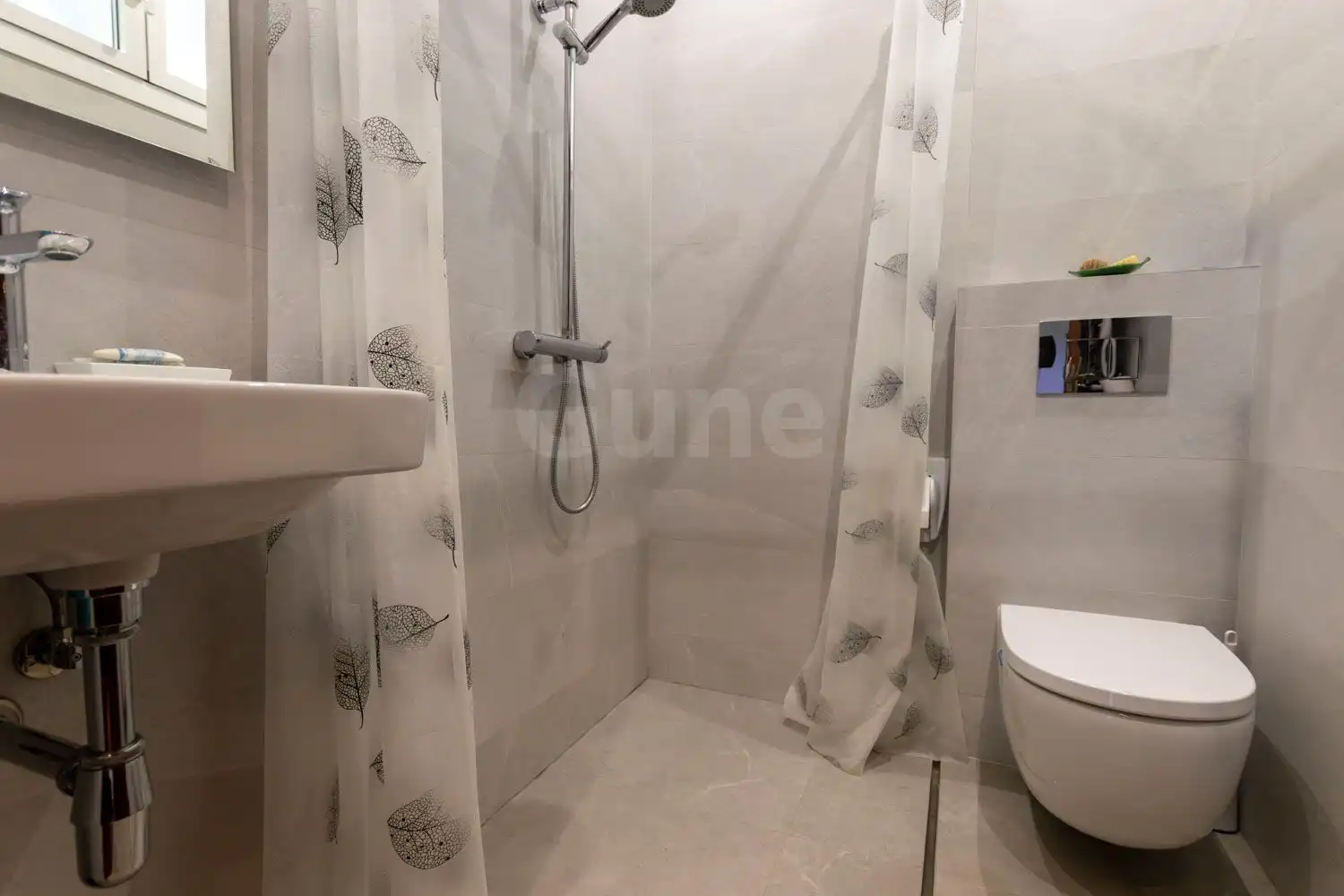 Baño de Casa adosada en venta en Orendain con Calefacción, Terraza y Trastero