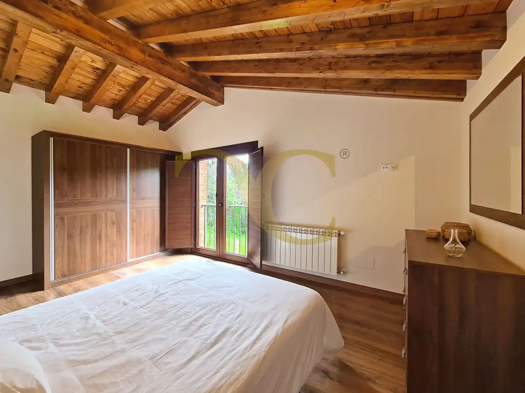 Habitación de Casa o chalet en venta en Ribadesella con Calefacción, Jardín privado y Trastero