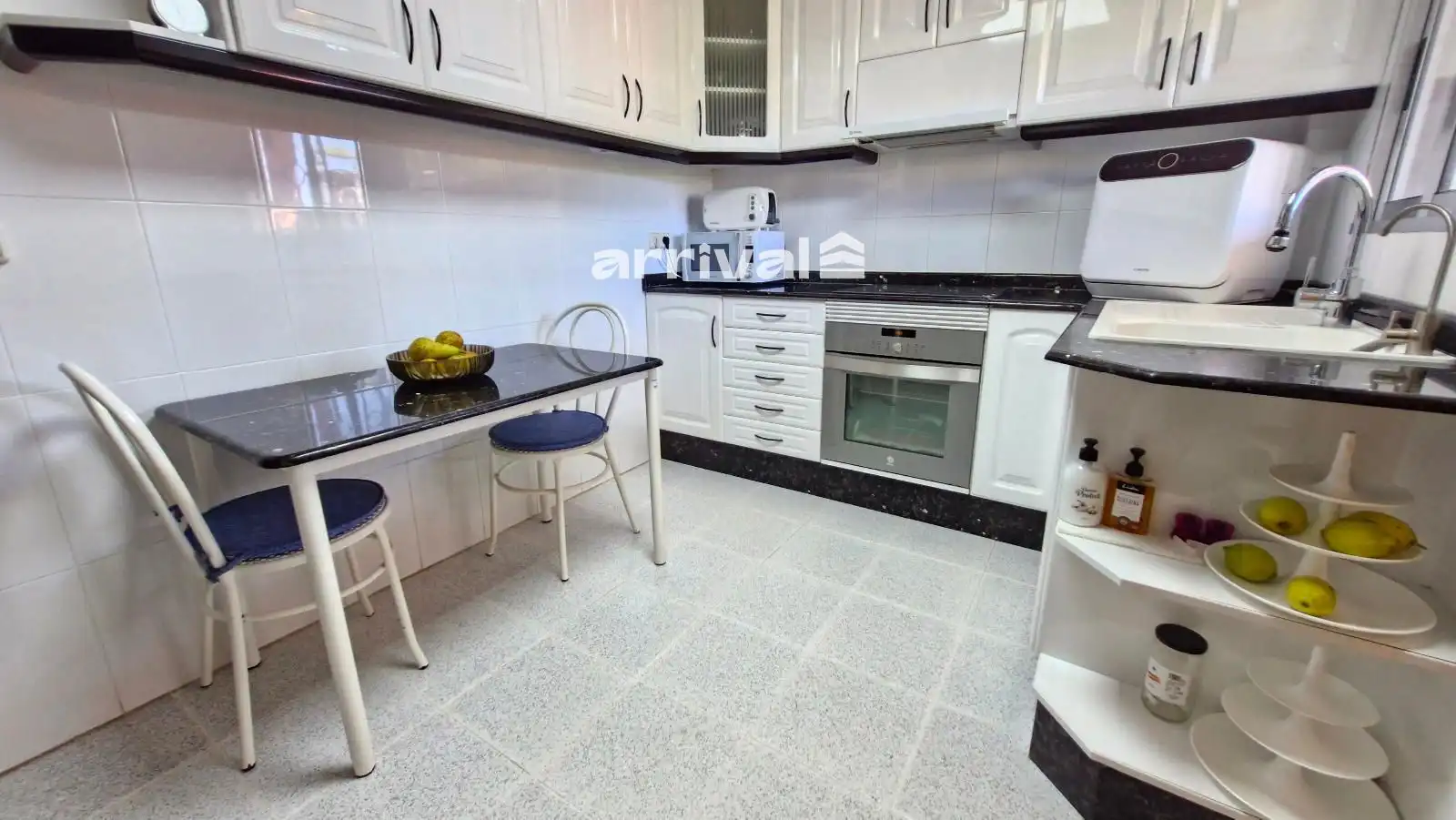 Cocina de Casa o chalet en venta en Paterna con Aire acondicionado, Jardín privado y Terraza