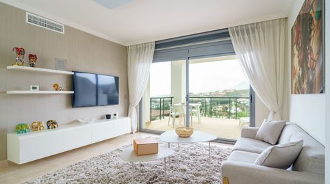 Foto 2 von Wohnung zum Verkauf in Urbanizacion Torre Esteril, 100, Los Arqueros - Puerto del Almendro, Benahavís