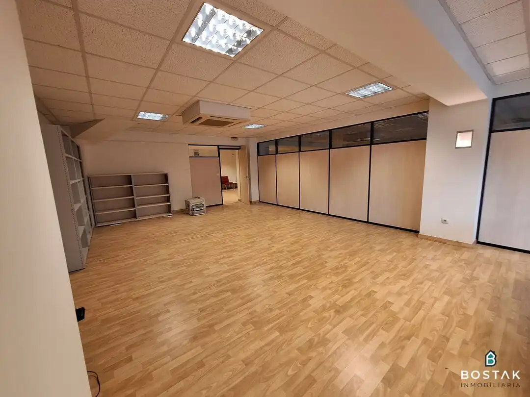 Business premises to rent in Zumalacárregui Etorbidea, imagen 20