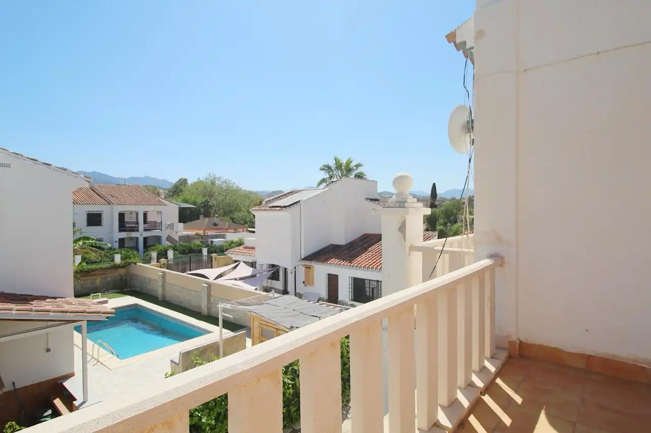 Exterior view of Houses for sale in Coín  with Air Conditioner, Private garden and Terrace