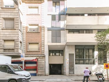 Parking avec ascenseur à vendre à C/ Saragossa