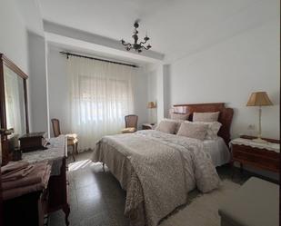 Bedroom of Flat to rent in Estepona