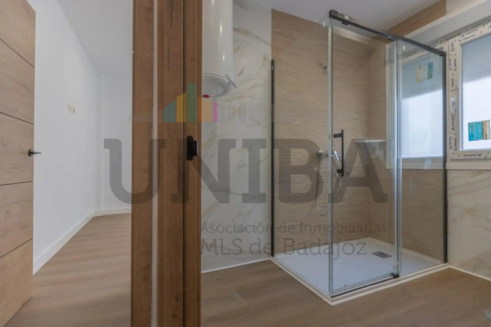 Bany de Apartament en venda en Badajoz amb Aire condicionat i Calefacció
