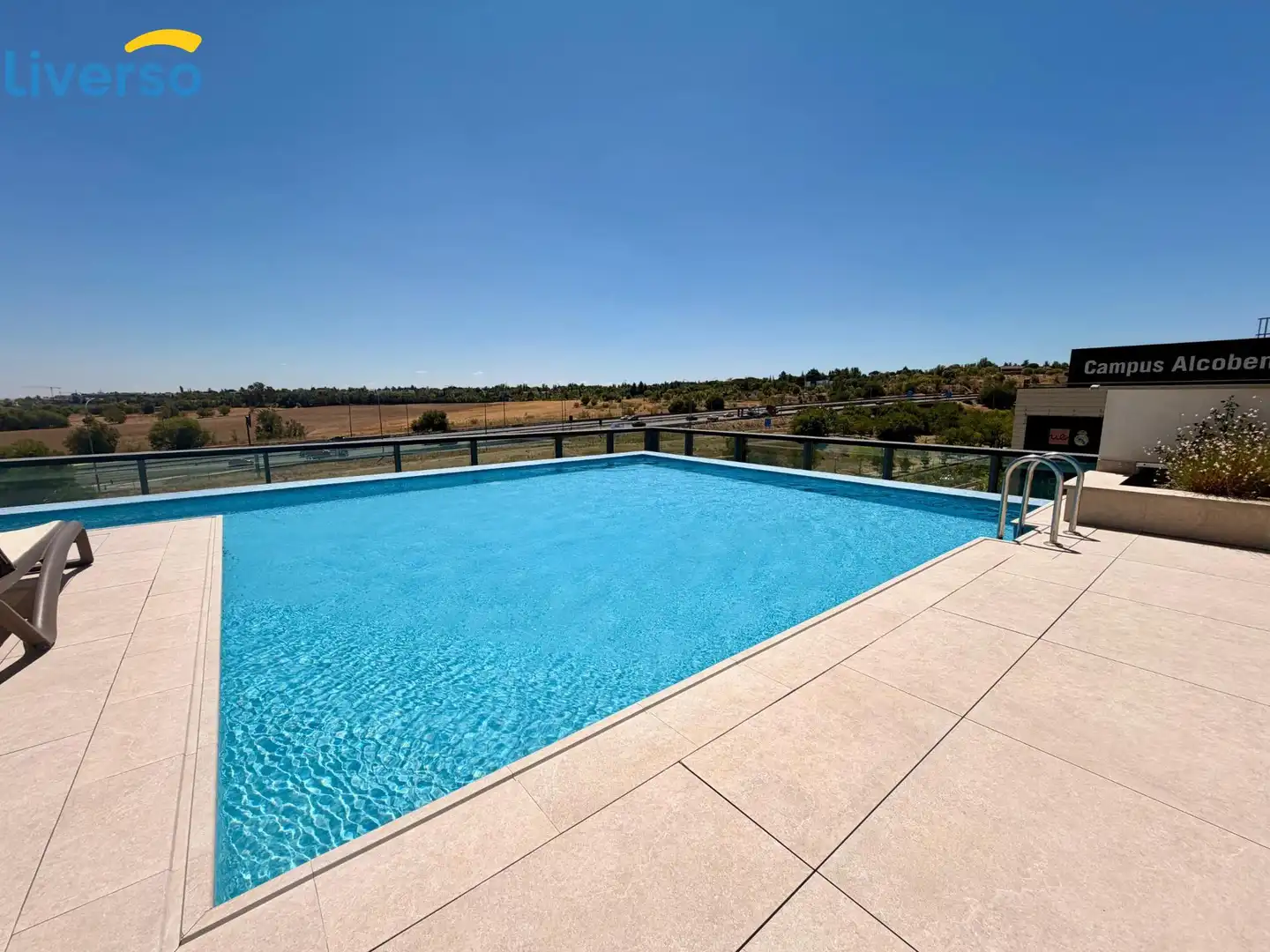 Piscina de Oficina en venta en La Moraleja con Aire acondicionado, Calefacción y Terraza