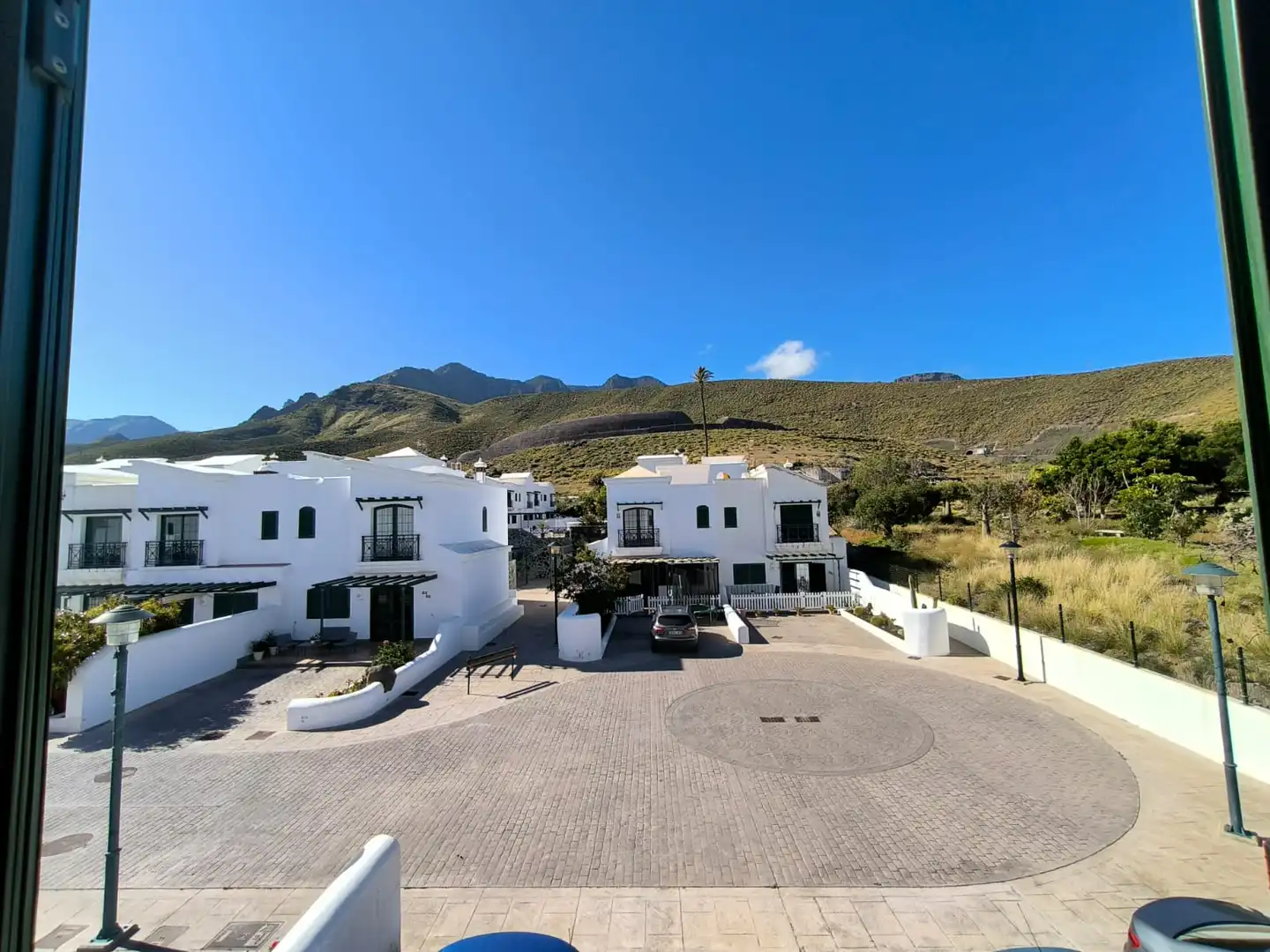 Vista exterior de Casa o xalet en venda en Agaete amb Jardí privat, Terrassa i Moblat