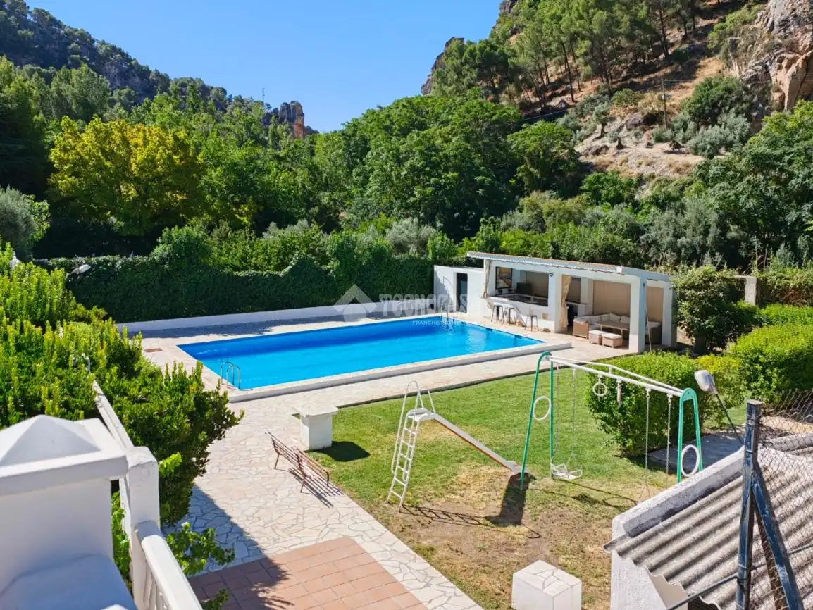 Piscina de Finca rústica en venda en Pegalajar amb Aire condicionat, Calefacció i Terrassa