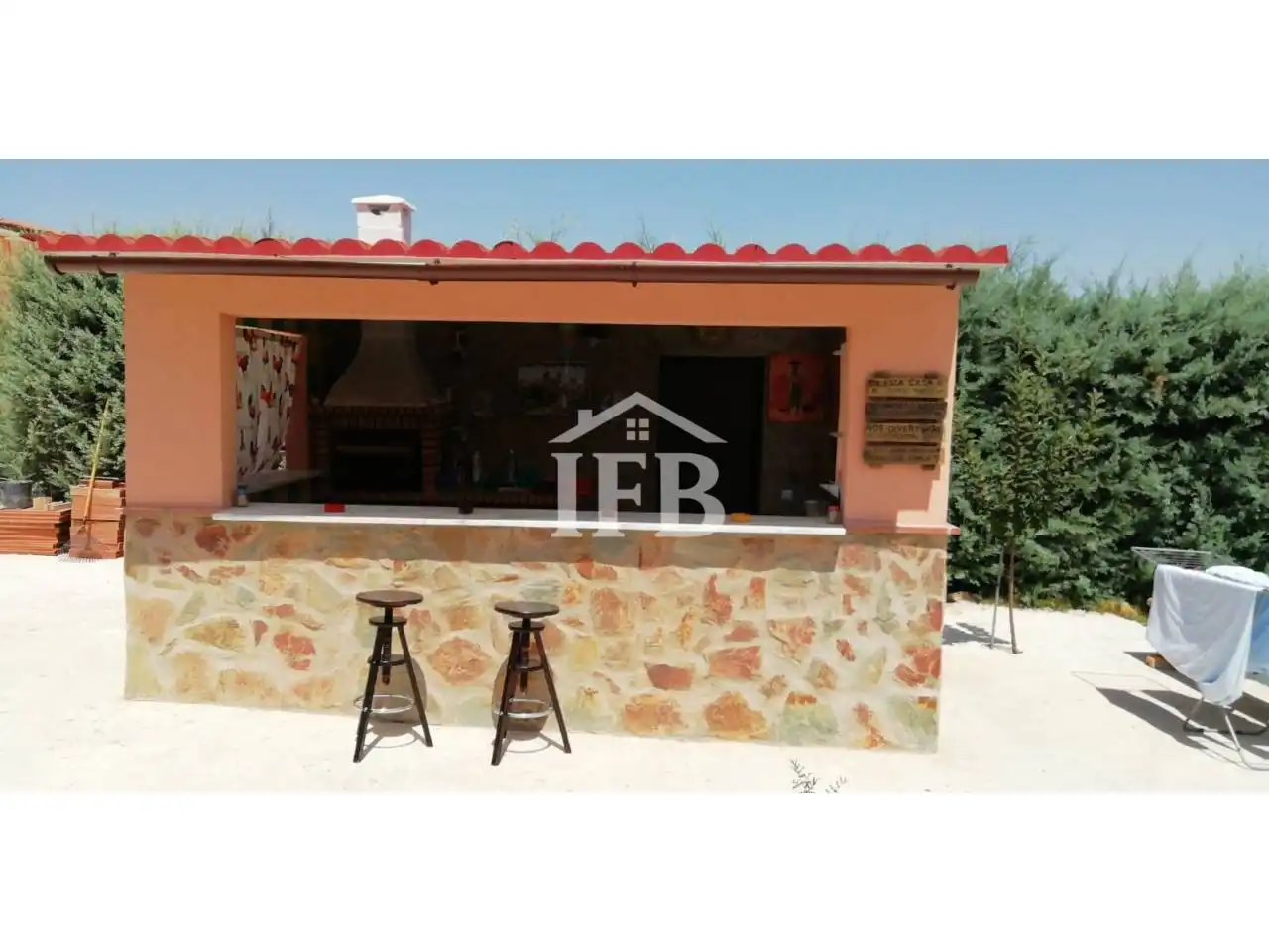 Country homes for sale in Valverde de Leganés  with Air Conditioner, Heating and Private garden