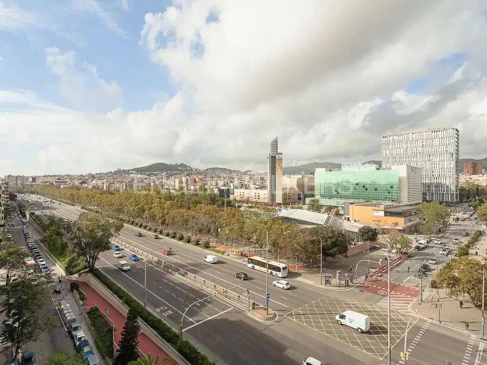 Außenansicht von Dachboden zum Verkauf in Barcelona mit Klimaanlage, Heizung und Terrasse