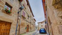 Exterior view of Single-family semi-detached for sale in Mañeru  with Air Conditioner, Heating and Private garden