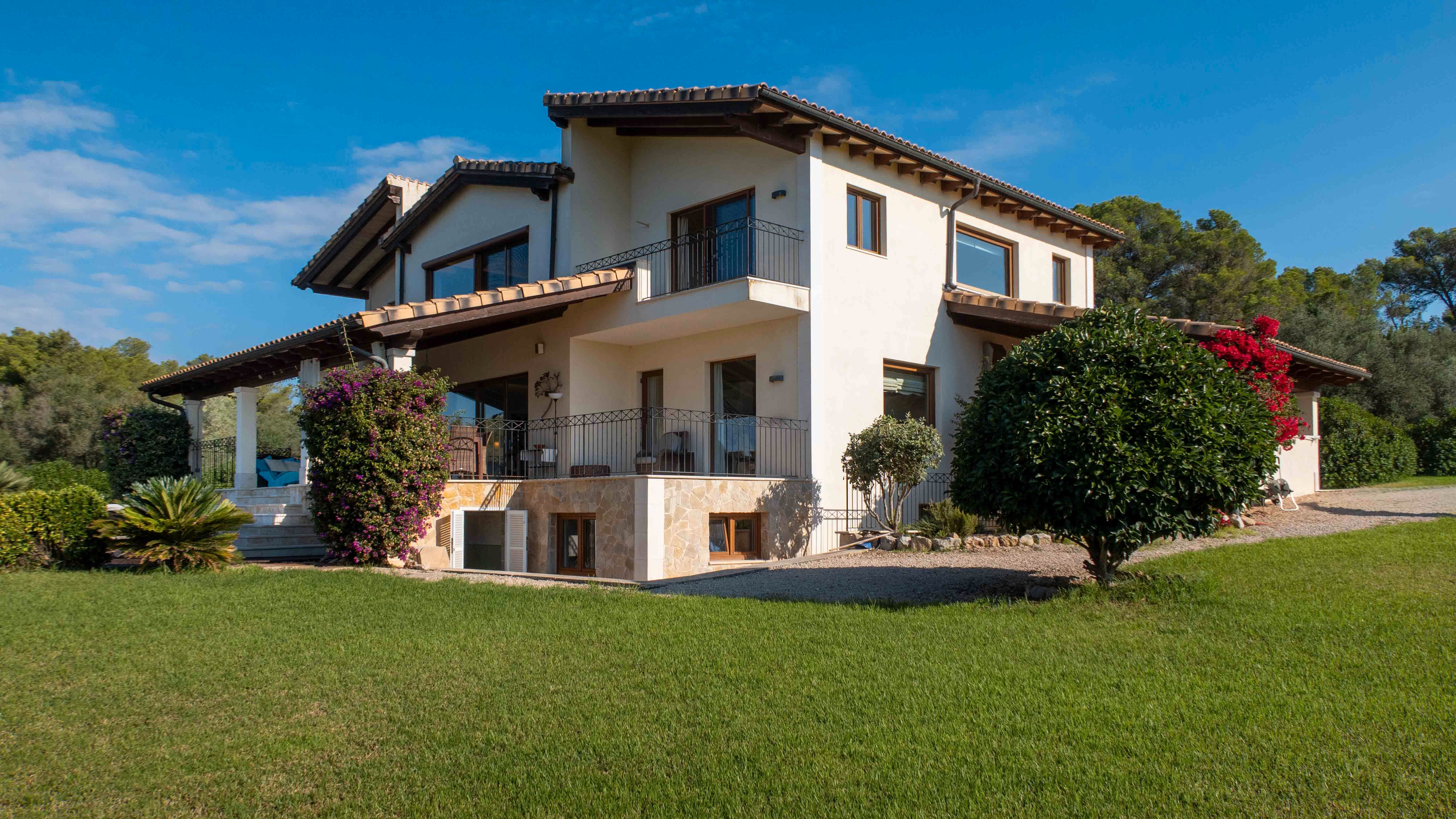 Exterior view of House or chalet for sale in  Palma de Mallorca  with Air Conditioner, Swimming Pool and Furnished