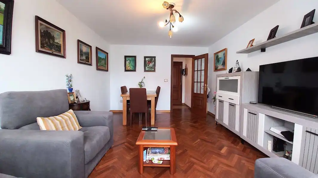 Living room of Flat for sale in Culleredo  with Heating, Parquet flooring and Storage room