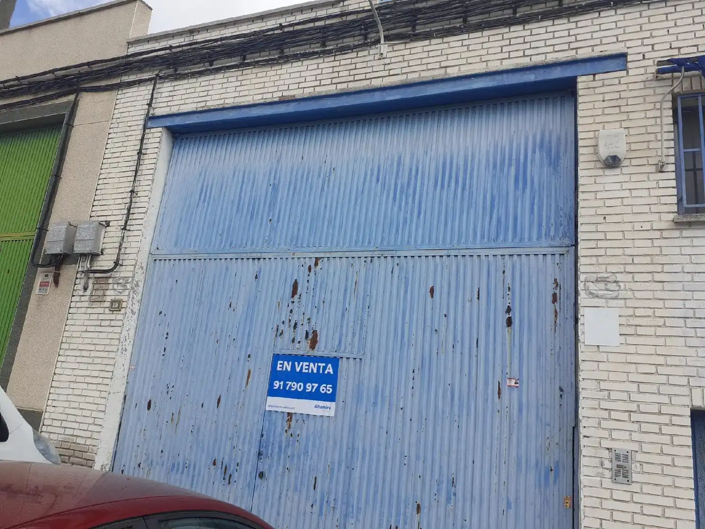 Nau industrial en venda a Humanes de Madrid