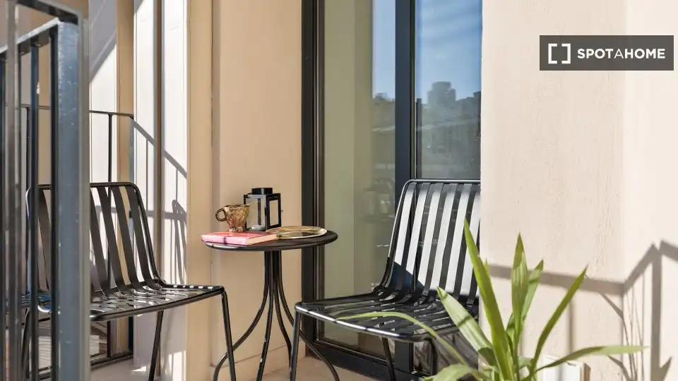 Flat with terrace to rent in Sant Martí, imagen 8