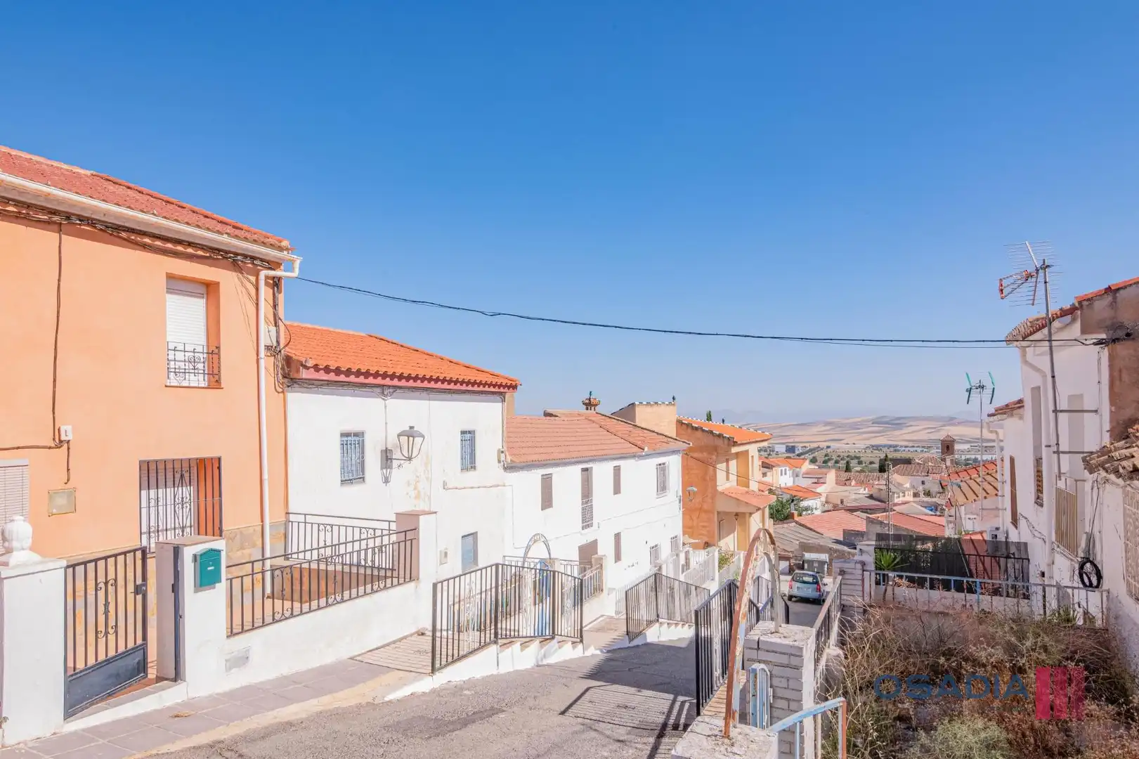 Vista exterior de Casa adosada en venda en Escúzar