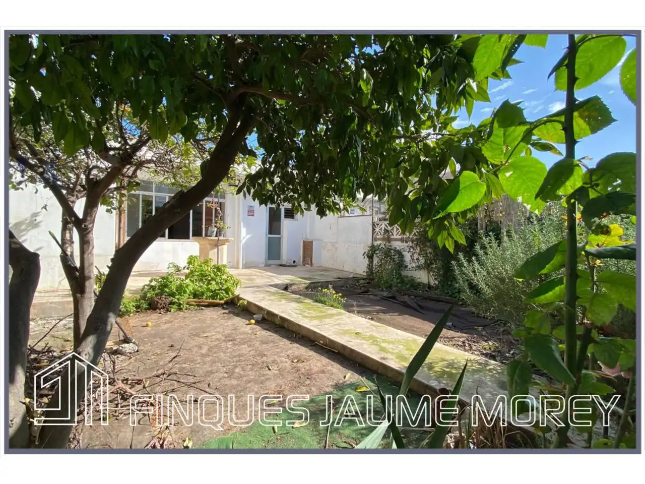 Casa o xalet en venda a Calle Costa i Llobera, 1, Cristo Rey - Parque Europa