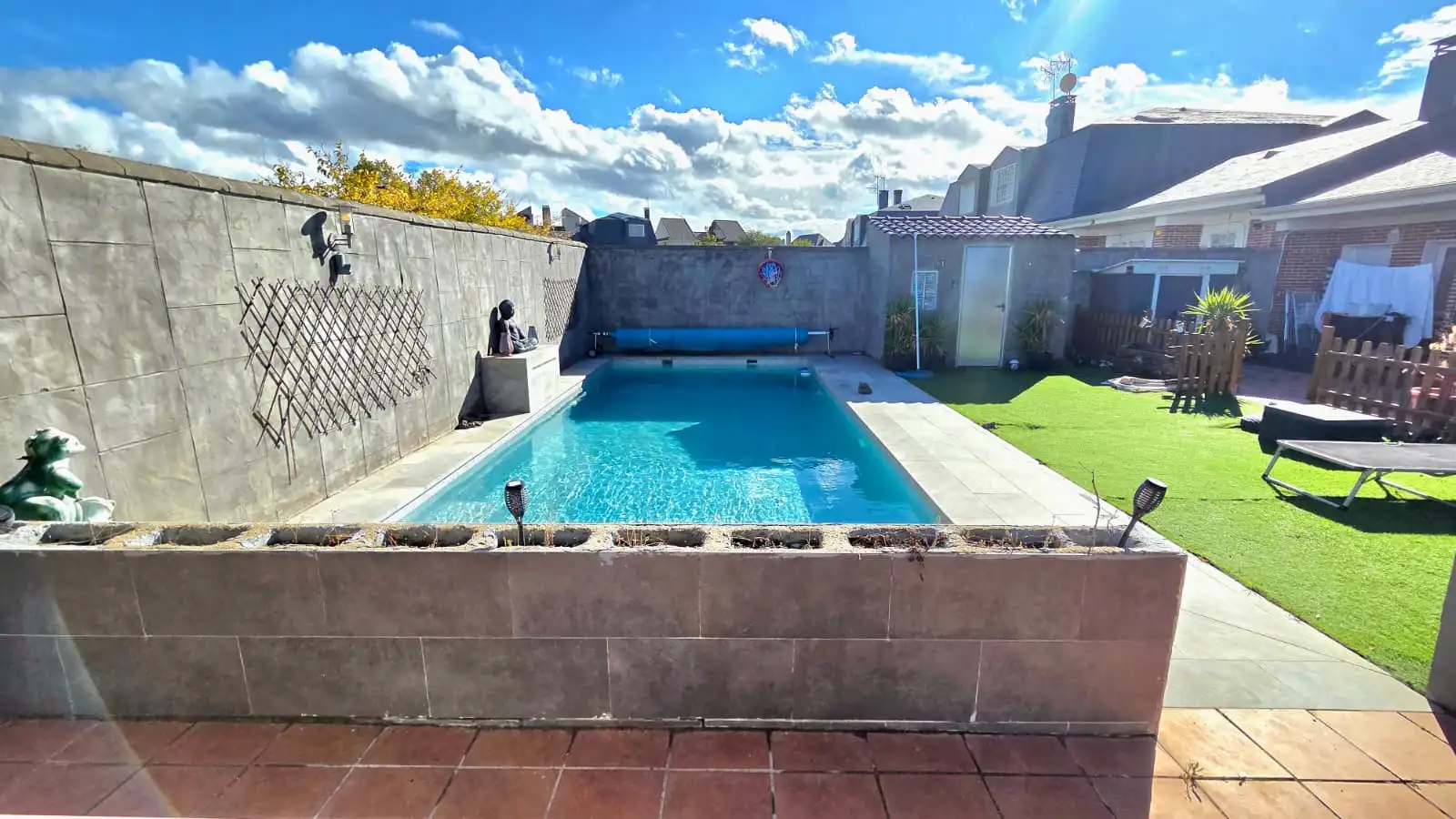 Piscina de Casa adosada en venda en Illescas amb Aire condicionat, Calefacció i Jardí privat